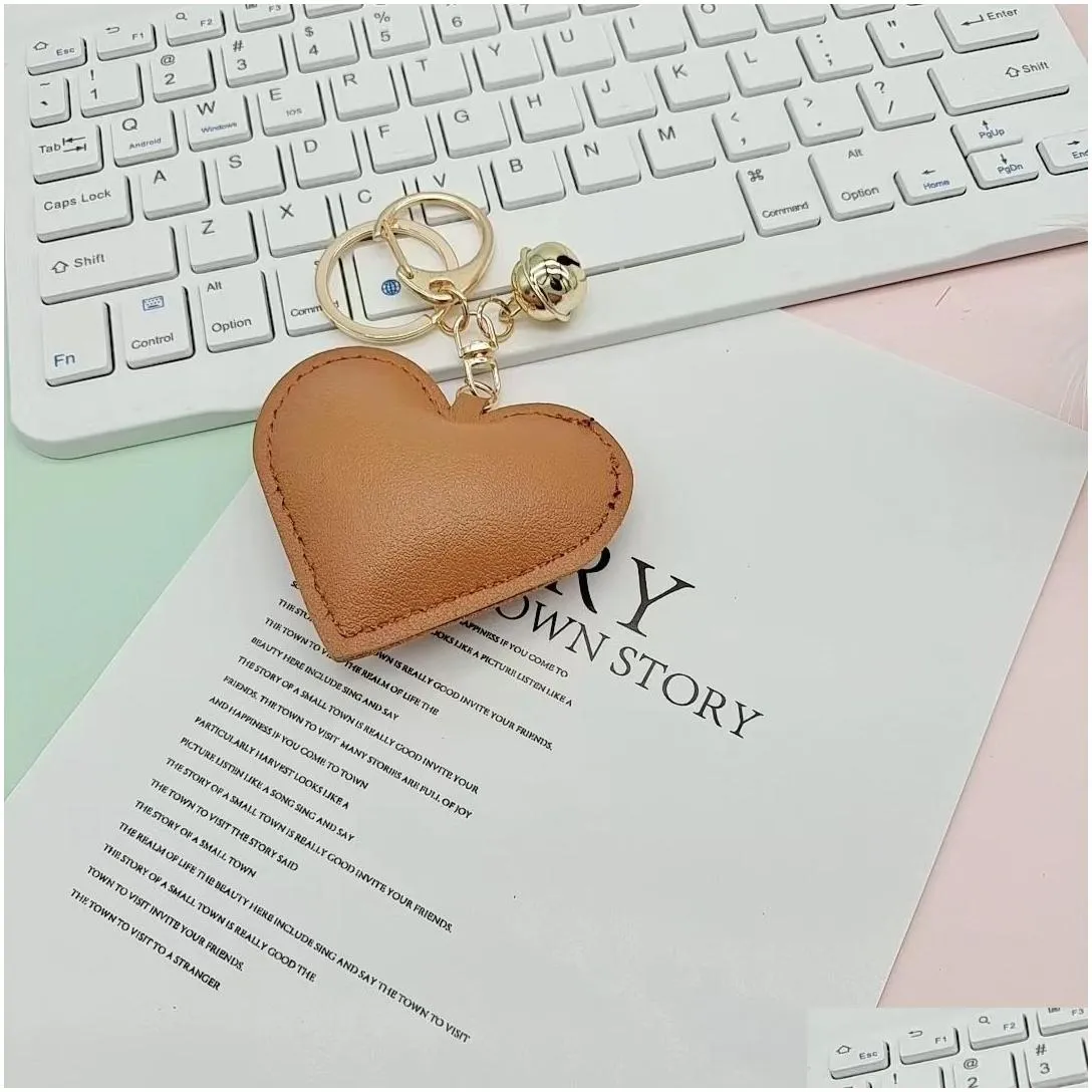 fashion heart shape pu leather keychains pendant love bell handbag car jewelry gift accessories in bulk