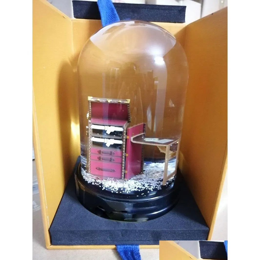 2019 New Snow Globe With Luxury Decoration Inside Ever-changing Wardrobe Crystal Ball Christmas Gift with Gift Box for VIP Customers