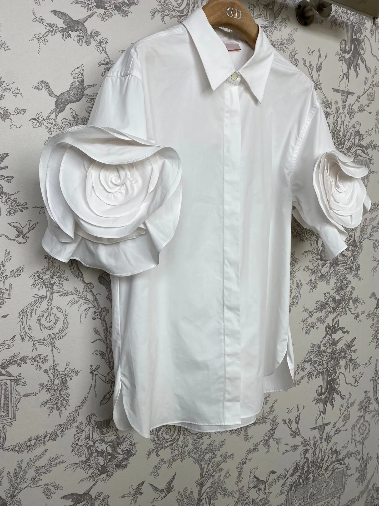 Women`s Blouses & Shirts White cotton lapel short sleeved floral petal sleeve shirt