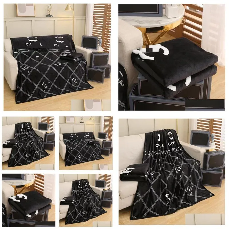 Black Designer Blanket White Letter Leisure Travel Shawl Blanket Office Air Conditioning Cover Europe Plaid Blanket Gift Box Decorative blanket Best