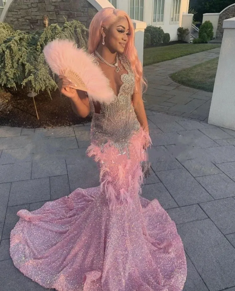 Luxury Pink Sequins Mermaid Prom Dress 2024 For Blackgirl Feathers Diamond Sheer Neck Plus Size Formal Birthday Party Gowns Abendkleid