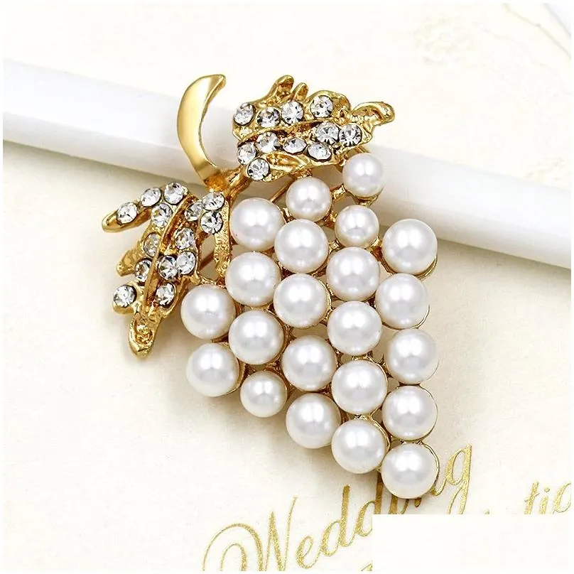 korean version fashion red crystal grape pearl brooch for women alloy diamond brooches pin clothing jewelry accessories in bulk