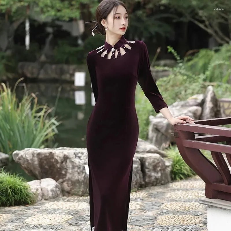 Ethnic Clothing Plus Size Women`s Sexy Qipao Fashion Improved Velvet Long Style Vintage Traditional Chinese Dresses Elegant Slim Fit