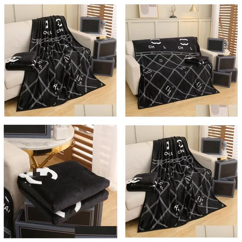 Black Designer Blanket White Letter Logo Leisure Travel Shawl Blanket Office Air Conditioning Cover Europe Plaid Blanket Gift Box Decorative