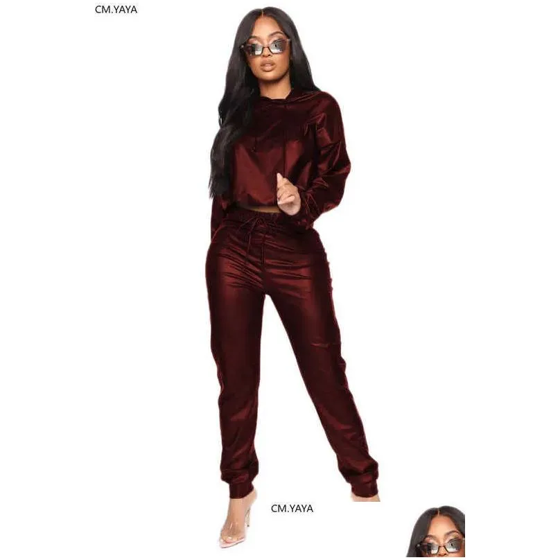 Winter Women sets Hooded Full Sleeve Crop Top Pants Suit Two Piece Set Casual PU Leather Fitness Tracksuits GL2052 210929