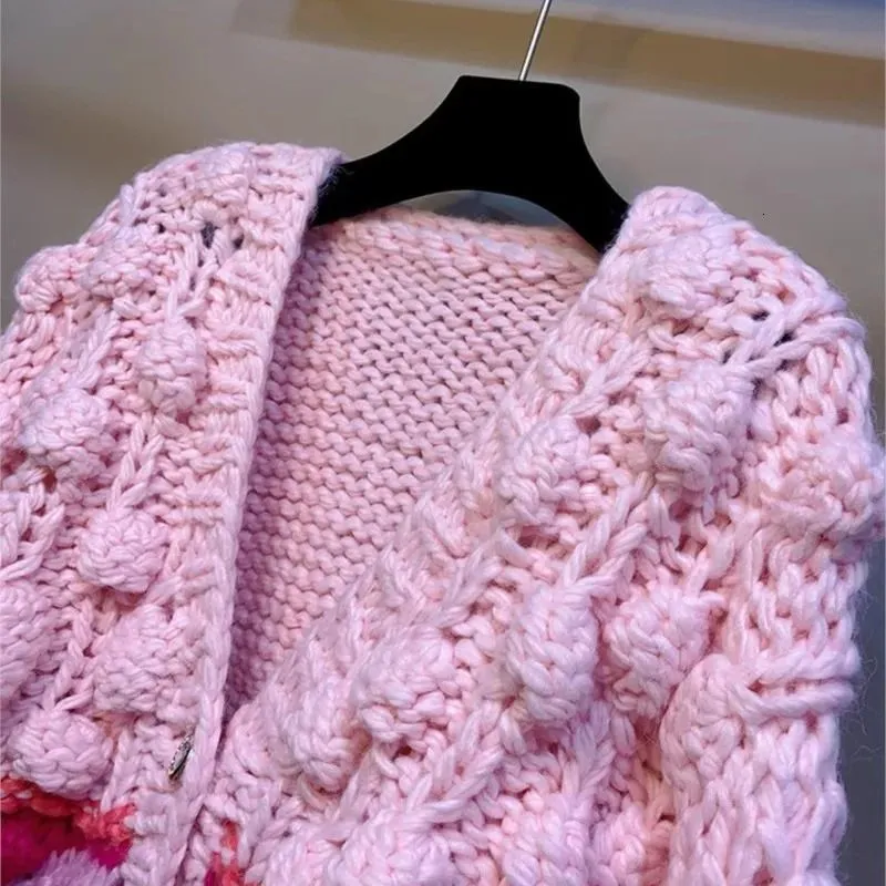 Womens Cardigan Sweater Rainbow Color Lazy V-Neck Thick Stick Needle Hand-Woven Three-Dimensional Hook Flower Knit Cardigan 240219