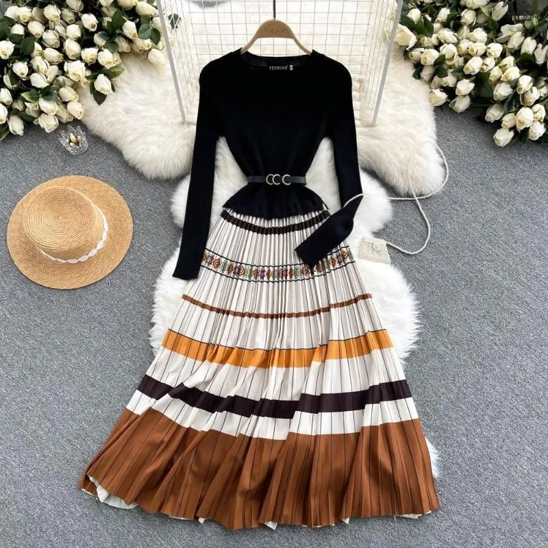 Casual Dresses Autumn Winter Elegant Knitted Patchwork Contrast Color Pleated Dress Women Long Sleeve Office Lady Sweater With Belt