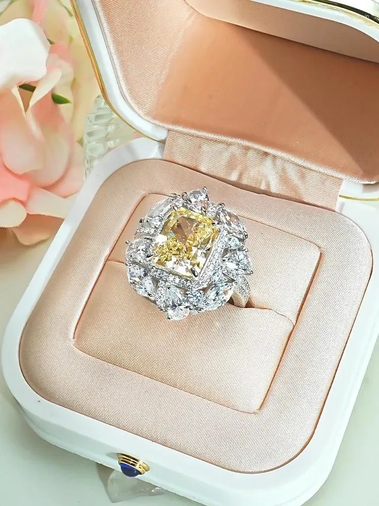 Cluster Rings 925 Sterling Silver Ring With Artificial Yellow Diamond Set Elegant And Versatile Women Engagement Jewelry