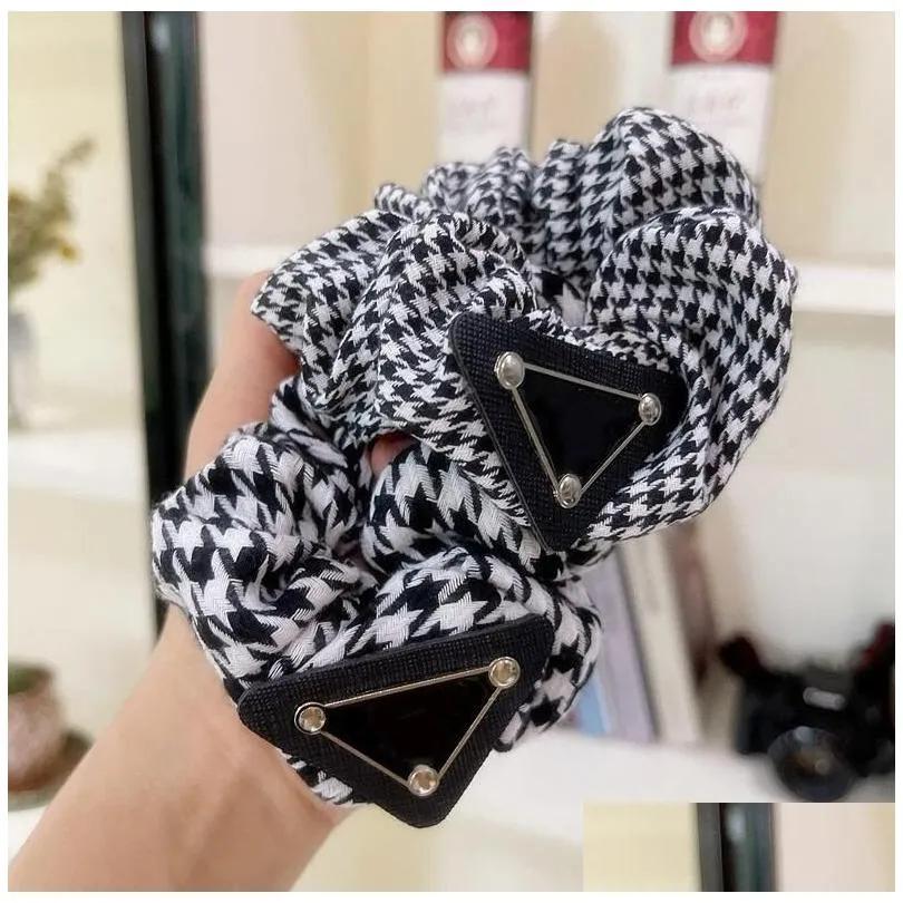 designer p version pony tails holder for women plaid hair ties girl letters printed fabric hair ring bulk price