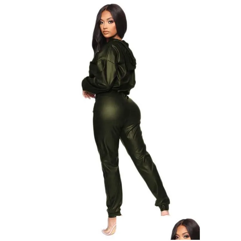 Winter Women sets Hooded Full Sleeve Crop Top Pants Suit Two Piece Set Casual PU Leather Fitness Tracksuits GL2052 210929