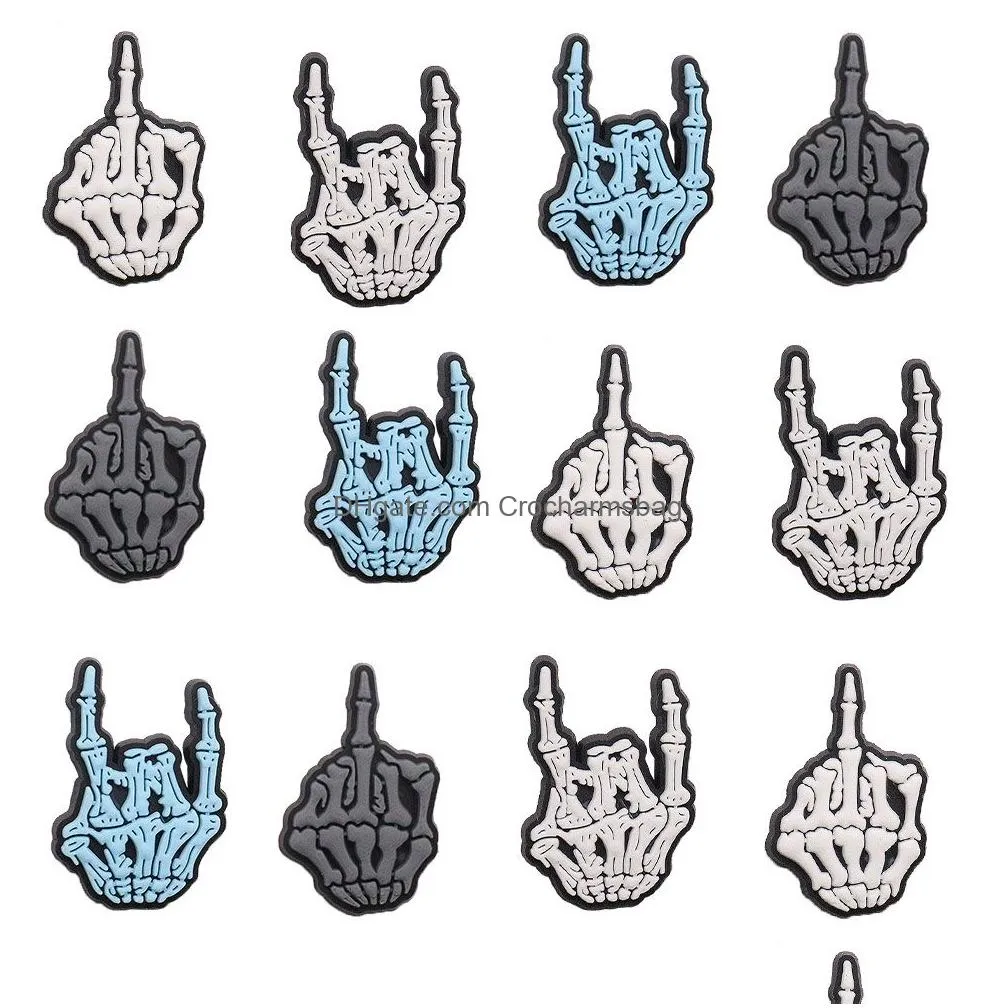 Shoe Parts & Accessories Wholesale 100Pcs Pvc Horrible Skeleton Skl Hand Halloween Gift Charms Man Woman Buckle Decorations For Bracel Dhtpo