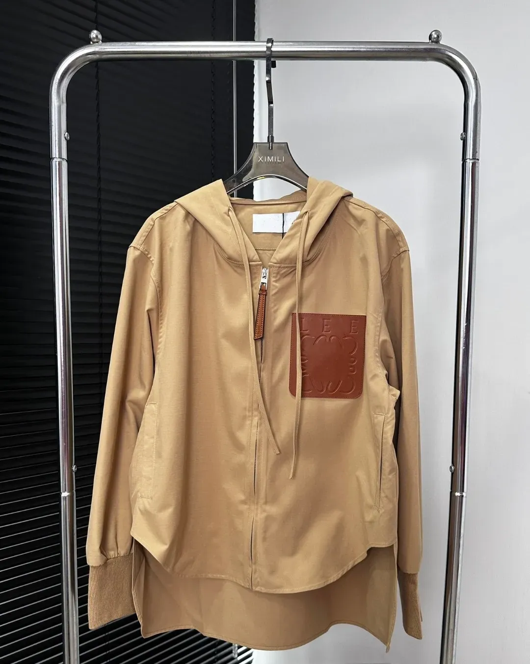 Women`s Jackets Designer Fall Hooded Short Trench Coat