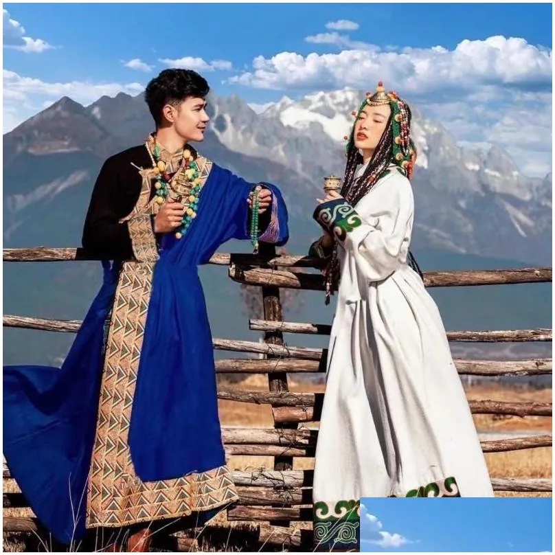 Ethnic Clothing Traditional Couple Print Robe Gown Thick Winter Warm Tibetan Robes Dress Chinese Style Lovers Performance Costumes