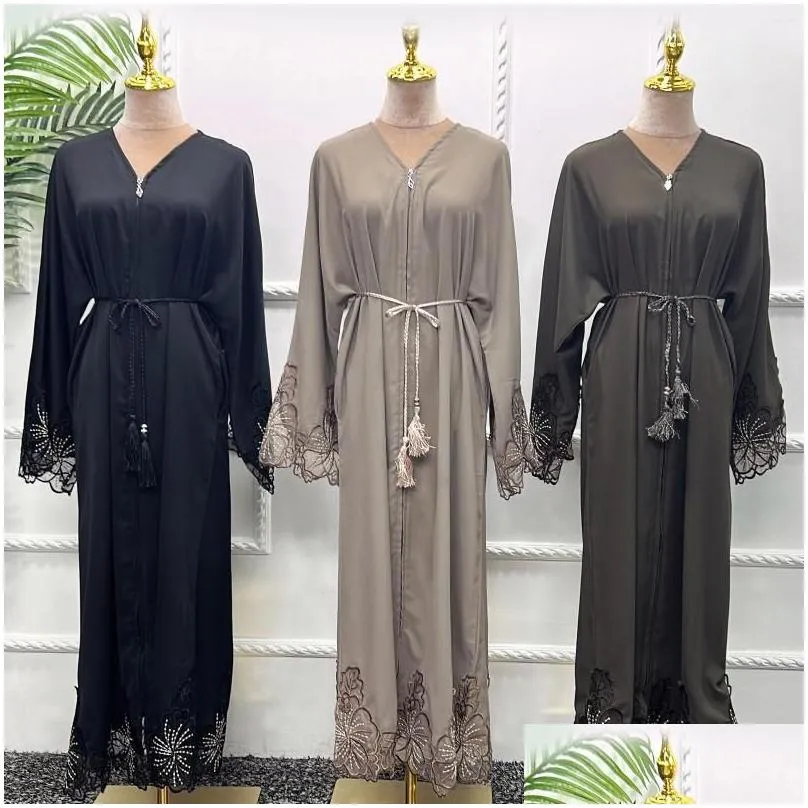 Ethnic Clothing Kimono Sleeve Lace Embroidery Cardigan Dress Open Zipper Abaya Kaftan Jilbab Robe Women Muslim Islamic Outwear EID