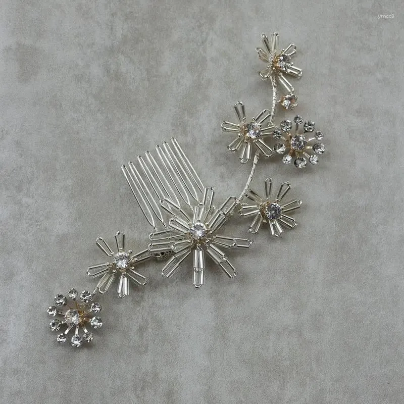 Hair Clips Handmade Exquisite Gold Color Snowflake Bridal Comb Gorgeous Crystal Hairpin Women`s Earrings Wedding Tiara Accessoessories