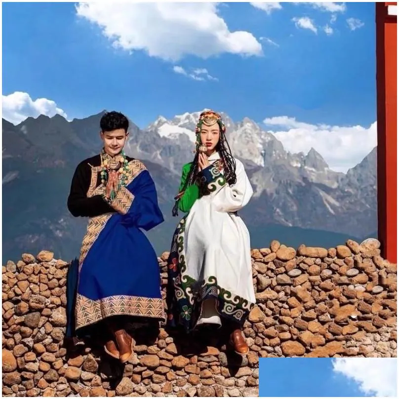 Ethnic Clothing Traditional Couple Print Robe Gown Thick Winter Warm Tibetan Robes Dress Chinese Style Lovers Performance Costumes