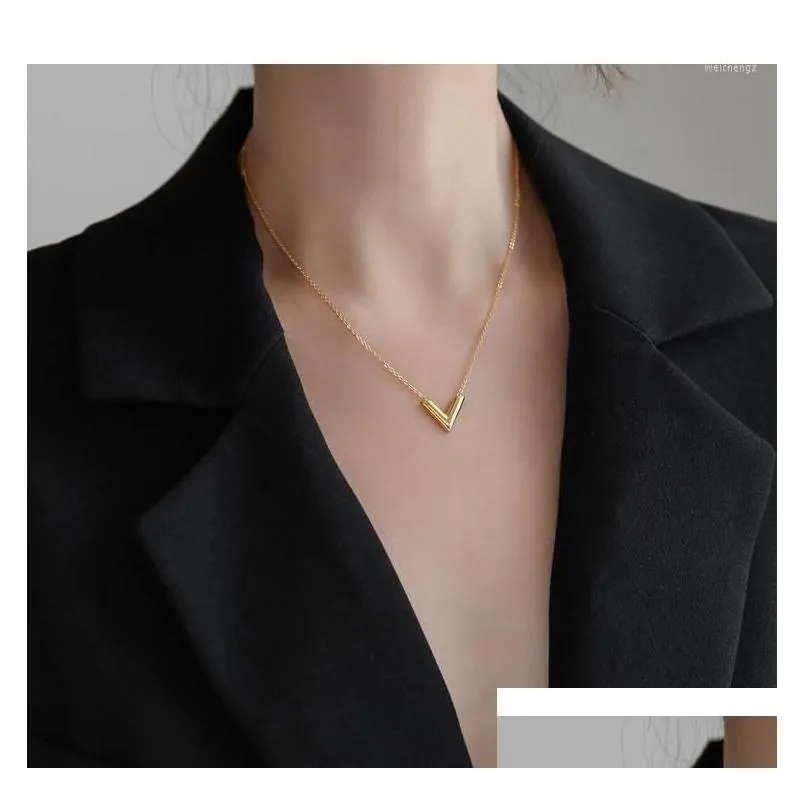 Pendant Necklaces Yun Ruo Fashion Never Fade Gold Plated Letter V Shape Necklace European Woman Jewelry Titanium Stainless Drop Deliv Otui6