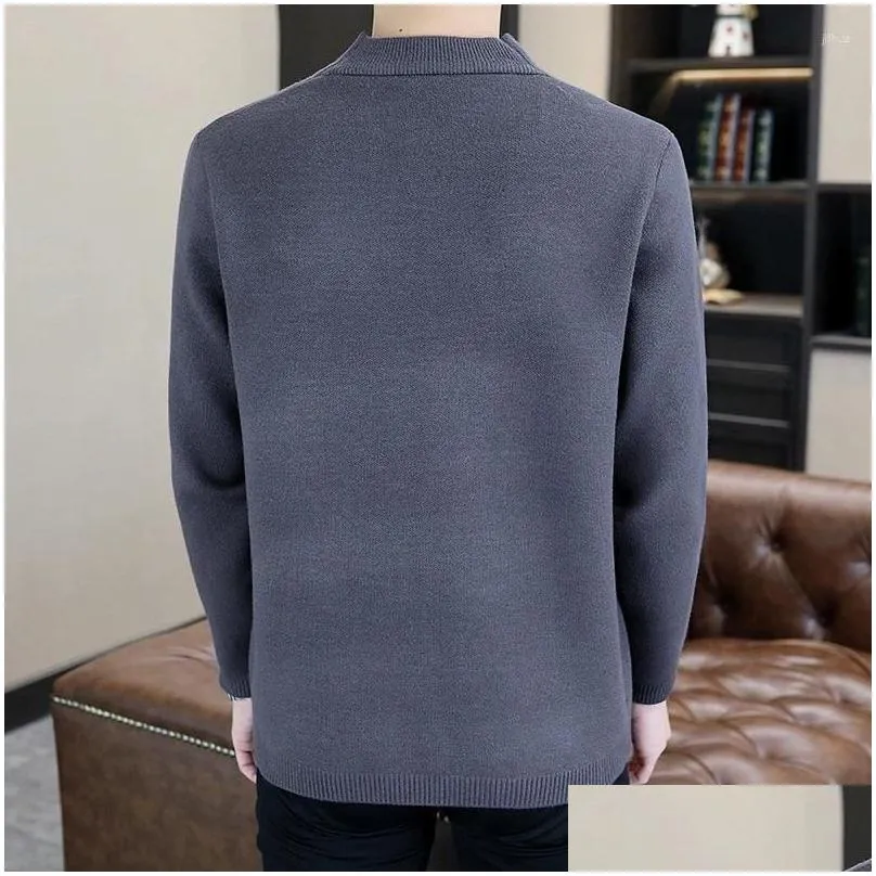 Men`s Sweaters Fashion Handsome Slim V-neck Casual Cardigan British Style Korean Version Loose Rib Bottom Swing