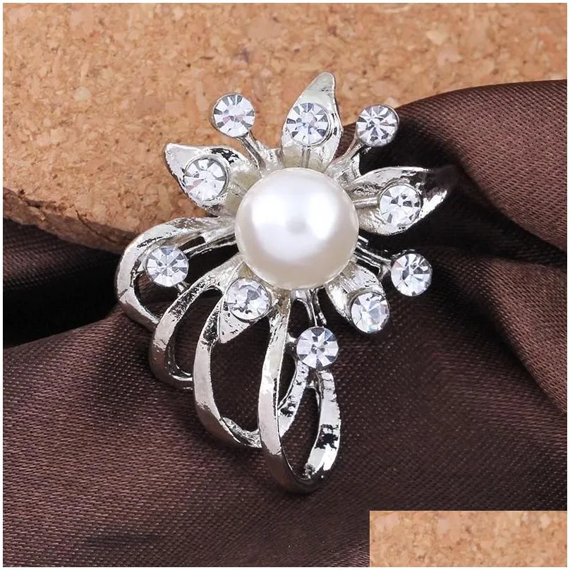 brooch for women wedding broches fashion vintage rhinestone brooch clear crystal flower silver christmas brooches