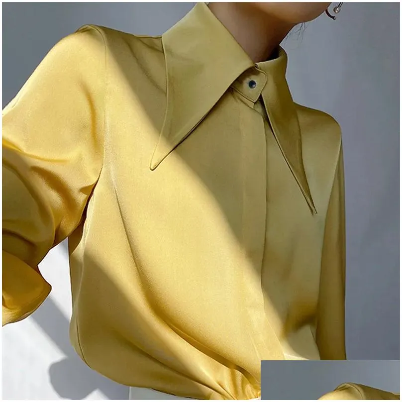 Women`S Blouses & Shirts Womens Autumn Vintage Satin Silk Women Shirt Elegant Turn Down Collar Woman Blouse White Long Sleeve Ladies Dhkwl