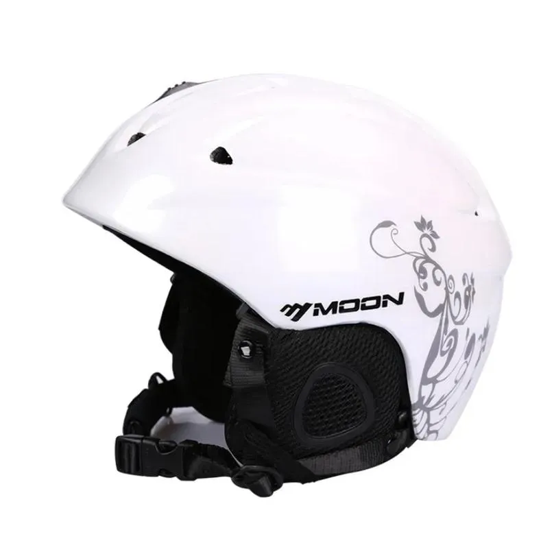 Boots MOON PC+EPS Adult Ski Helmet Men Women Skating Skateboard Helmet Snow Sports Snowboard Helmets With 2 Gifts