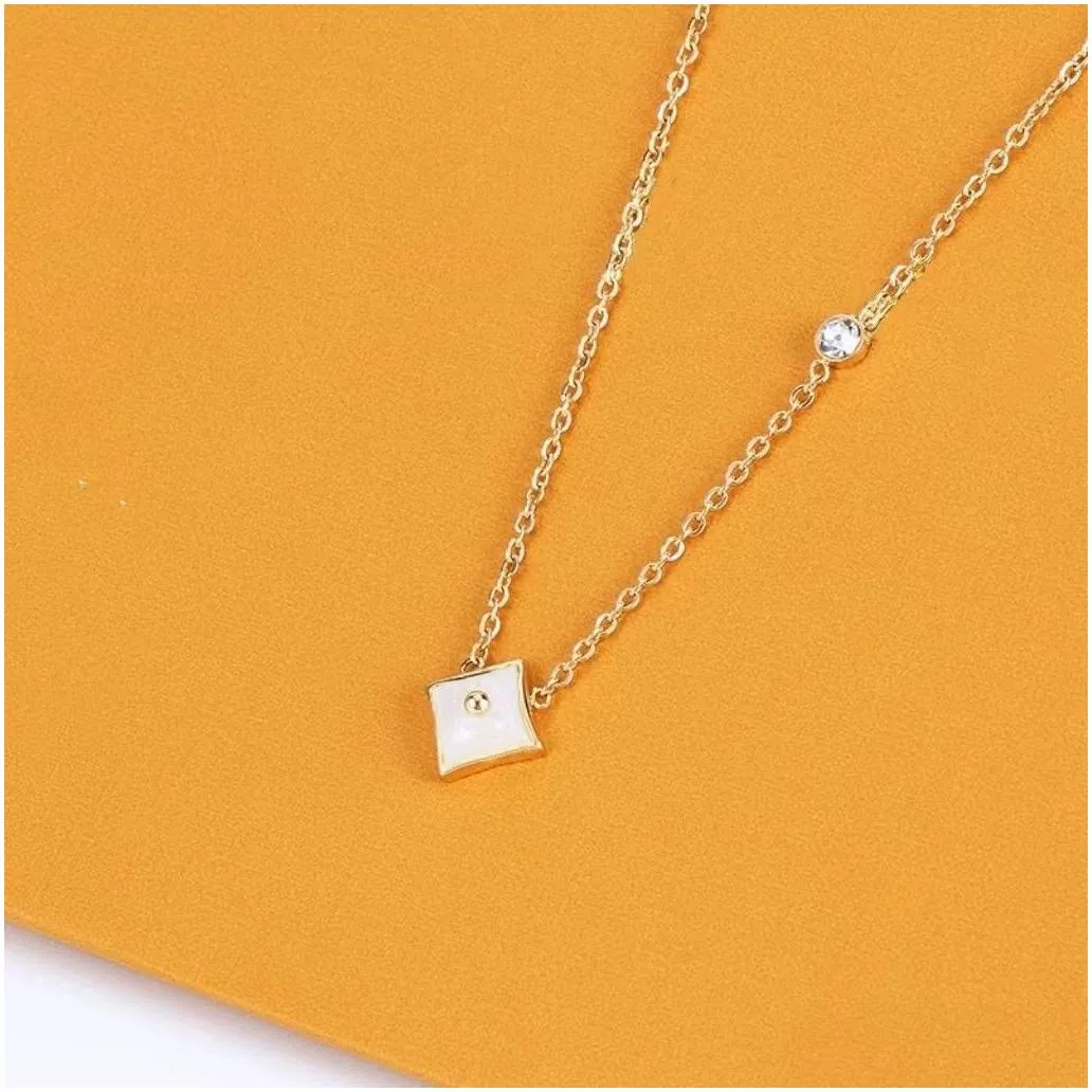 Pendant Necklaces Designer Jewelry Women Sier Pendent Mens Necklace Womens Pendants Ladies Chains Luxury Jewlery Girlfriend Accessorie Ot7Zl