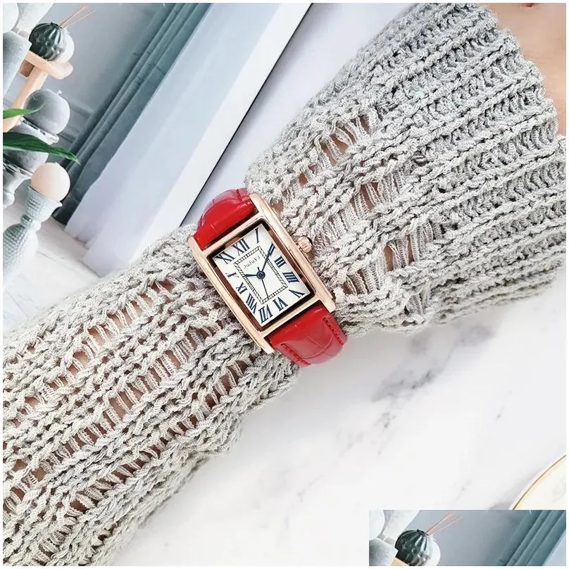 bamboo strap strap vintage roman numeral quartz girls watch