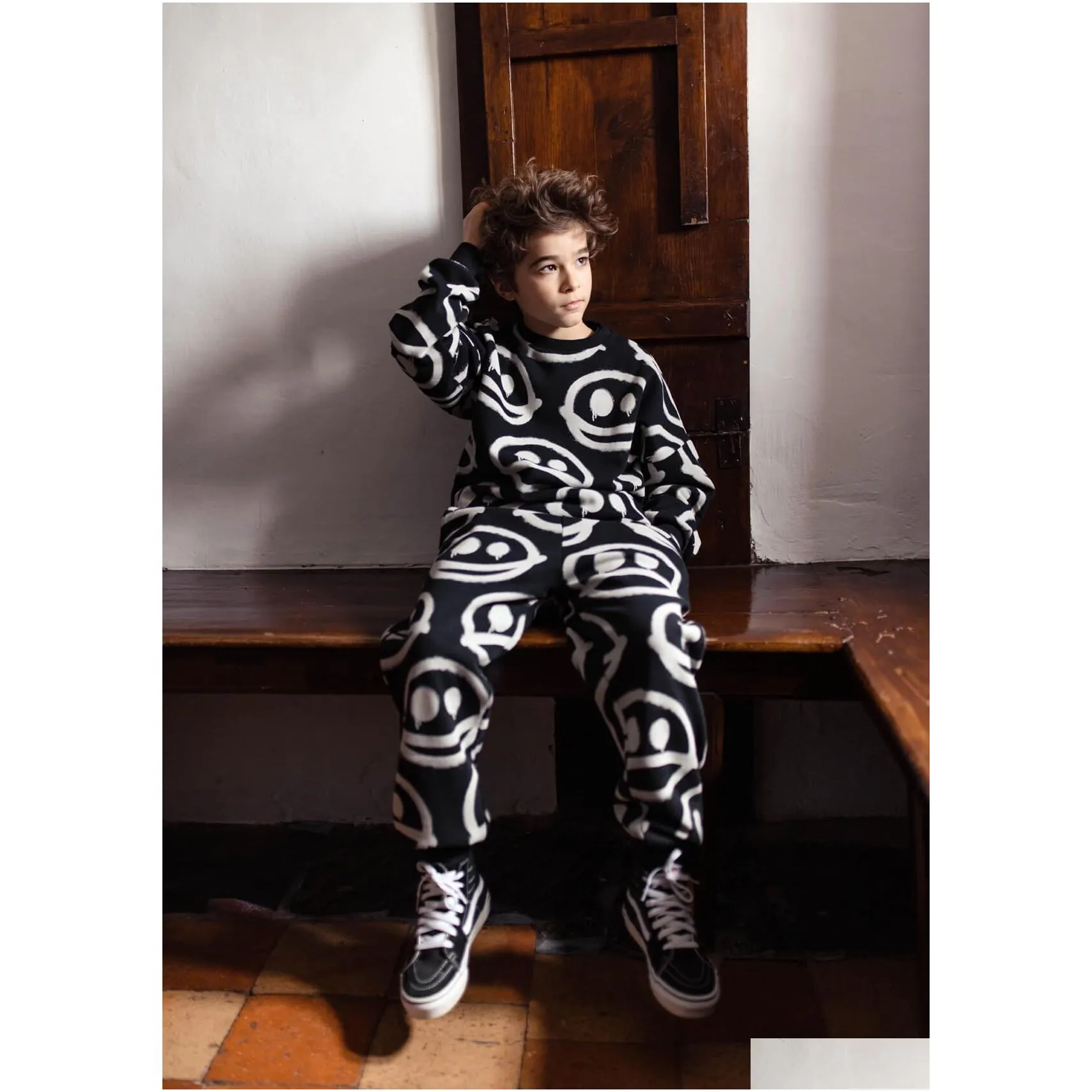 Clothing Sets Autumn/Winter Lmh Childrens Boys/Girls Fleece Hoodie Sweatpants Little Man Happy 230830 Drop Delivery Dh6B1