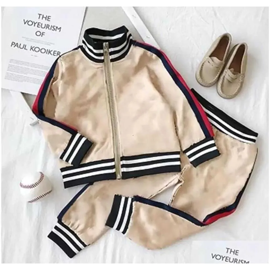 Designer Clothing Sets Kids New Luxury Print Tracksuits Fashion Letter Jackets Joggers Casual Sports Style Sweatshirt Boys Clothesl40