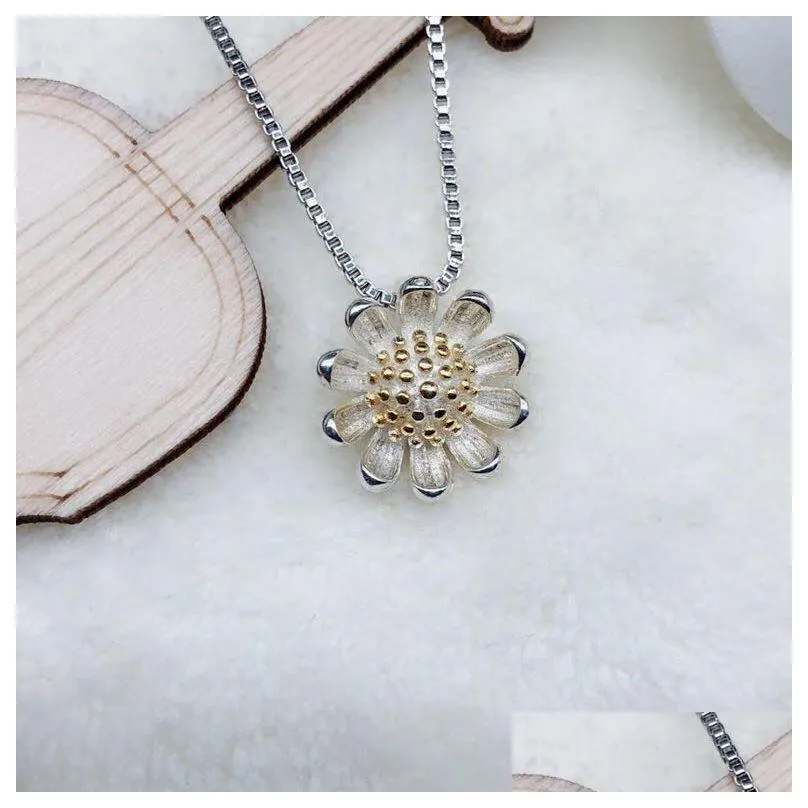 daisy necklace pendant fashion wedding jewelry lovely imitation 925 sterling silver jewelry plated silver necklaces vibrant sun flower