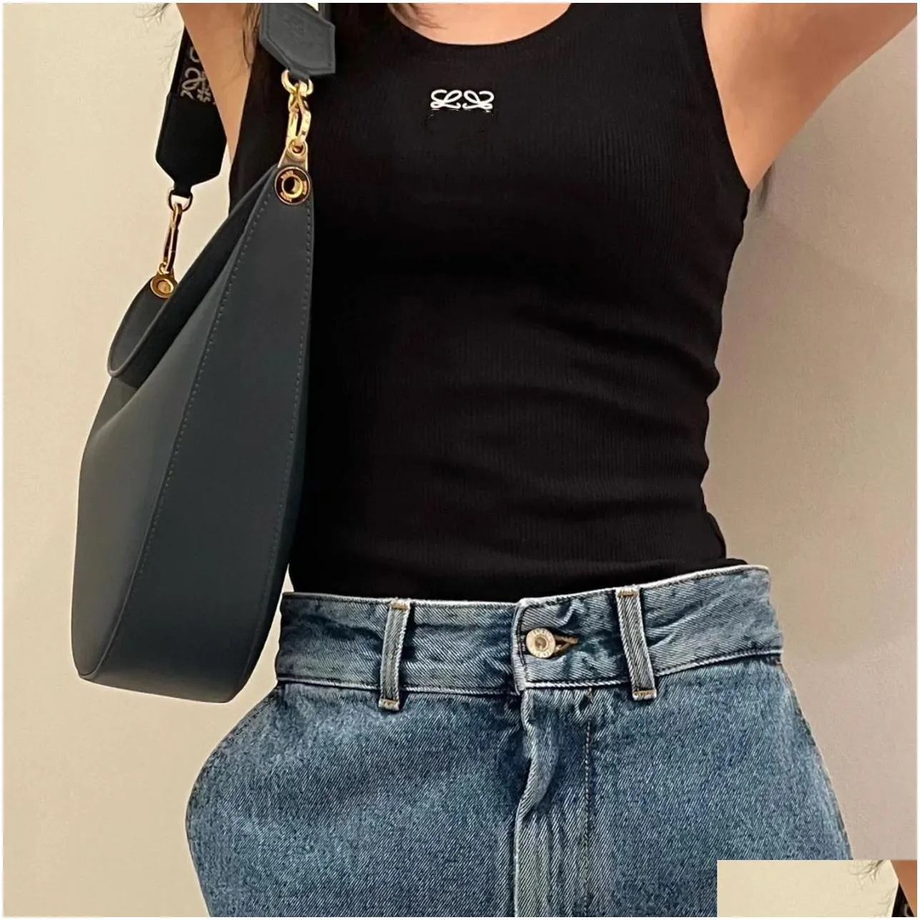 Embroidery Logo Tank Top Summer Short Slim Navel exposed outfit Elastic Sports Knitted Tanks