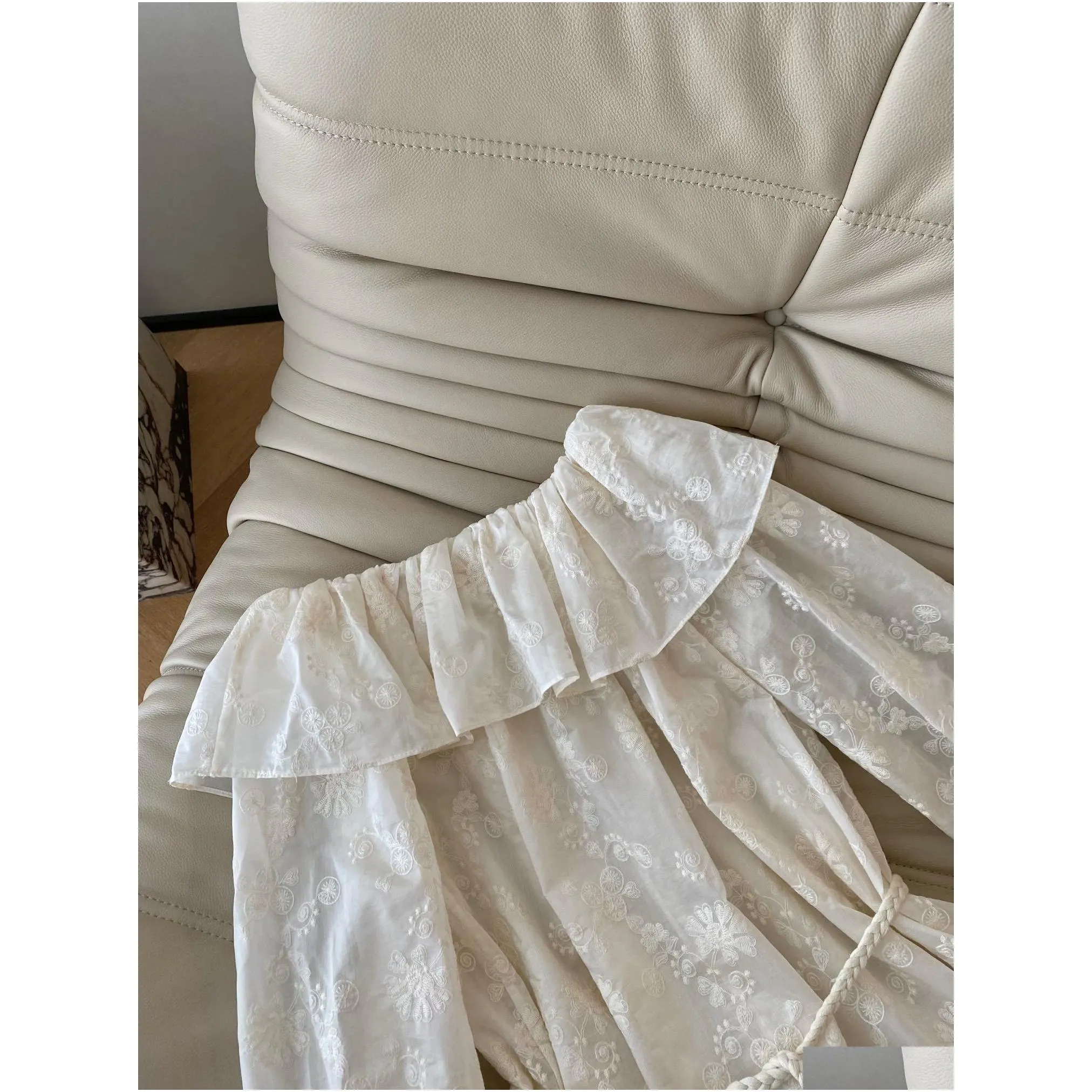 One shoulder silk retro jacquard embroidered waist up dress