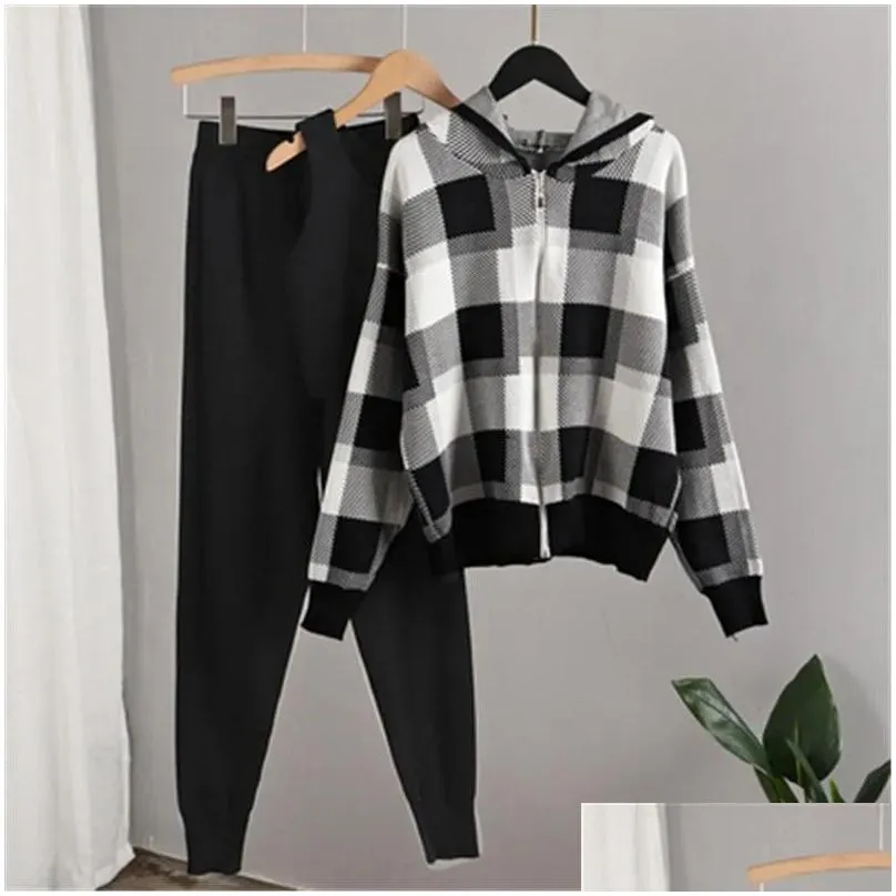 Women`s Two Piece Pants Three-piece Tracksuit Autumn Winter Female Jacquard Plaid Cardigan Wide Leg Trousers Casual Vest Women Sets Three