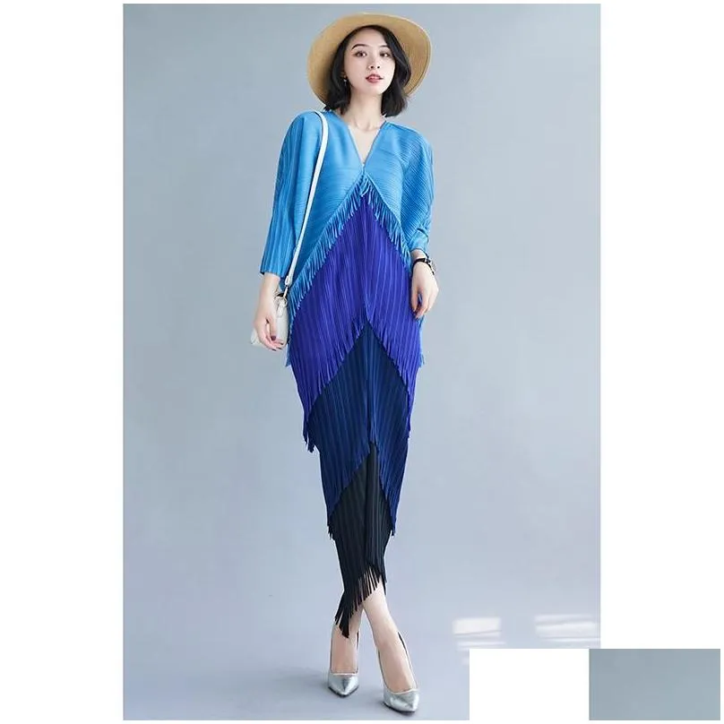 Casual Dresses Woman Tassel Dress 2022 Miyake Pleated Fashion Loose Plus Size V-Neck High Street Mid-Calf Batwing Sleeve Trumpet