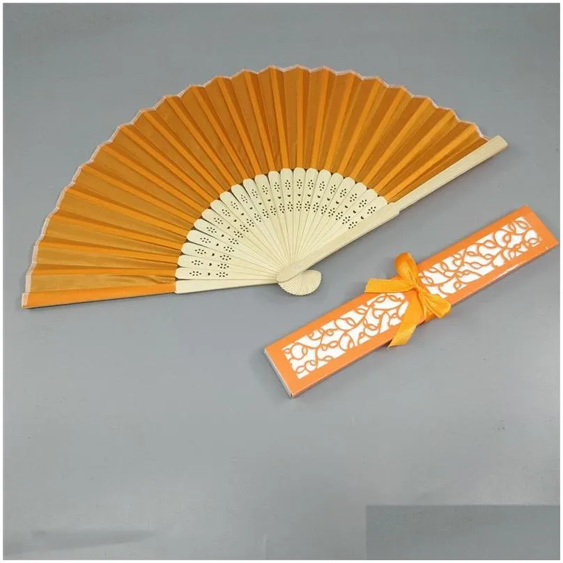 Party Favor Bamboo Silk Fold Hand Fan In Elegant Laser-Cut Gift Box Favors Personalized Wedding Gifts 3 Colors Drop Delivery Home Gard Dh6R2