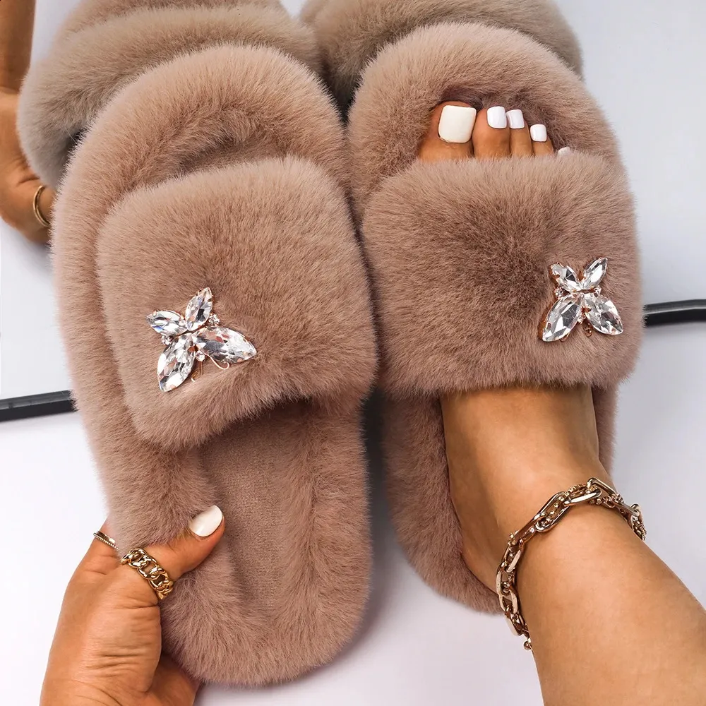 Women Fluffy Slippers Designer Fur Slides Crystal Butterfly Faux Fur Sandals Glitter Rhinestone Platform Slippers Female Shoes 240322