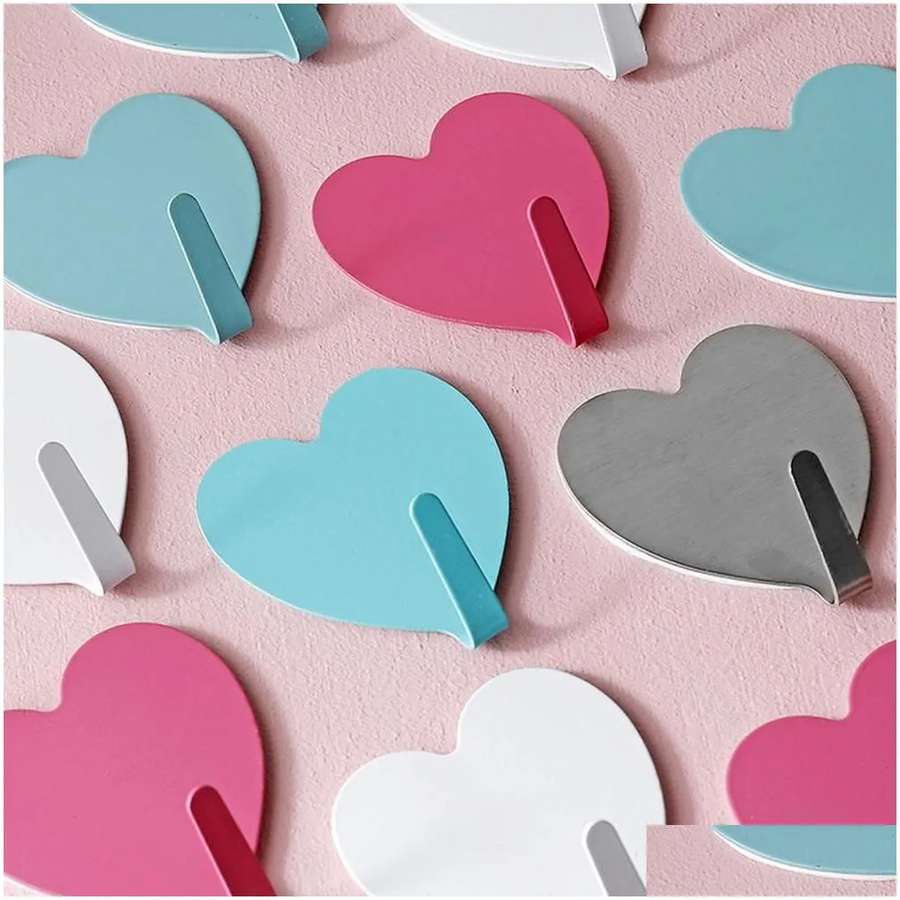 Hooks & Rails Cute Heartshaped Hook Creative Metal Strong Adhesive Paste Wall Bearing Kitchen Seamless Heart Dream Catcher Drop Delive Dhpzk