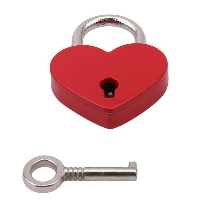 heart shape padlocks vintage hardware locks mini keys lock with key travel handbag suitcase padlock 30x39mm