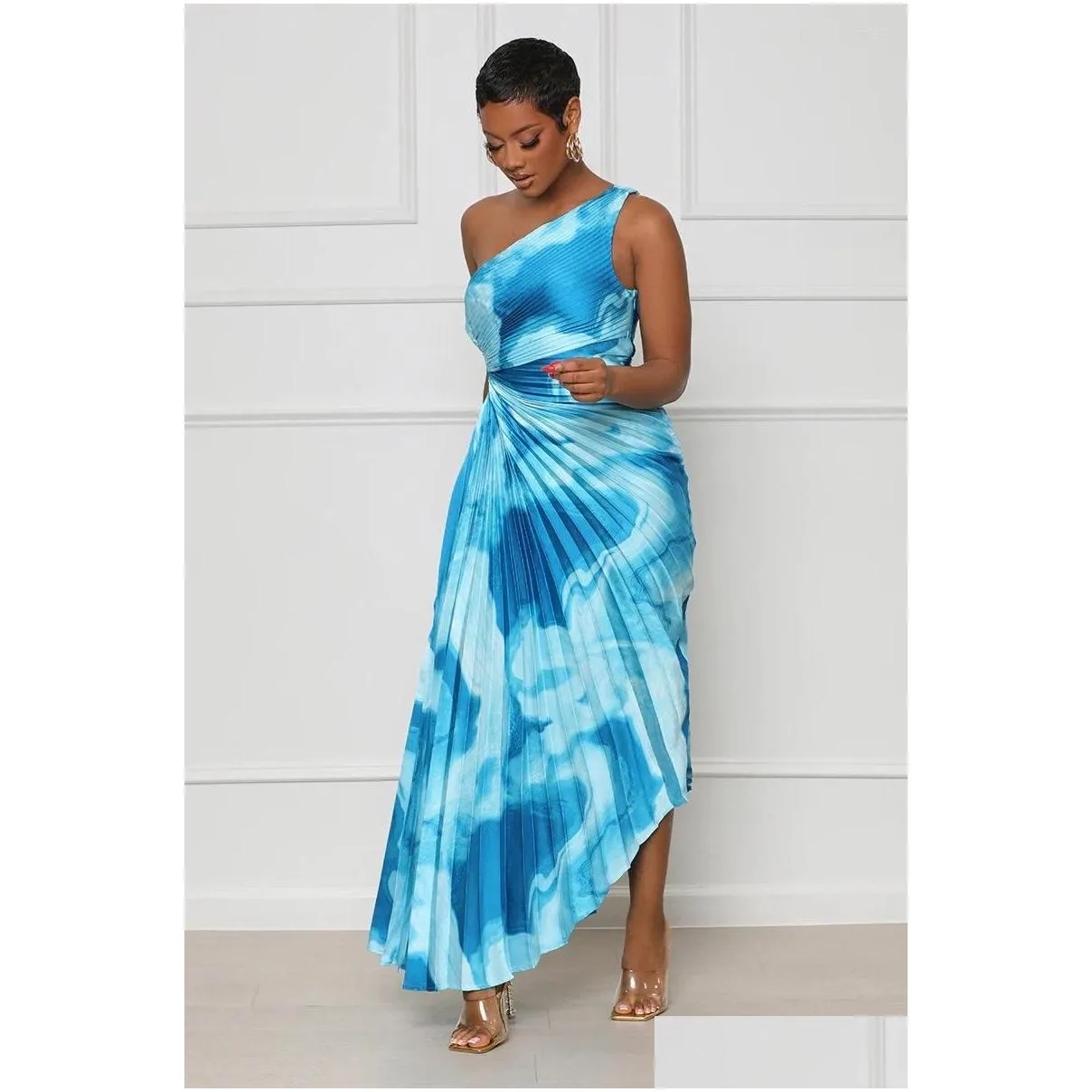 Basic & Casual Dresses Chocomist Beach Style Tie-Dye Folds One-Shouder Women Maxi Drop Delivery Apparel Women`S Clothing Dhznj