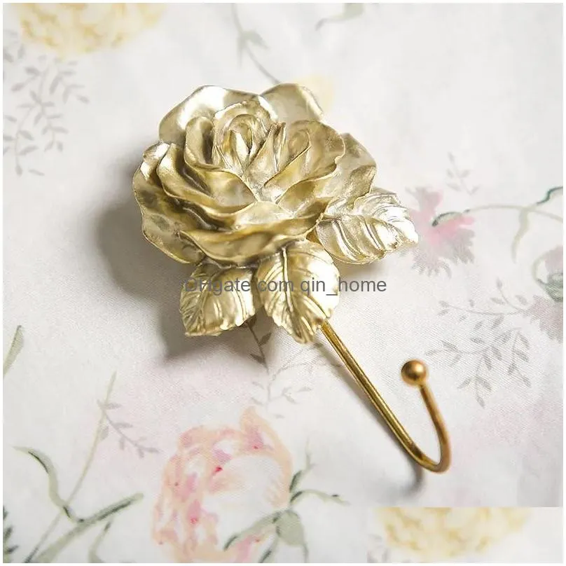 2024 home decorative wall rack hook up towel hanger hook flower shaped rack gold silver resin rack wall decoration wall-mounted hookfor towel hanger hook