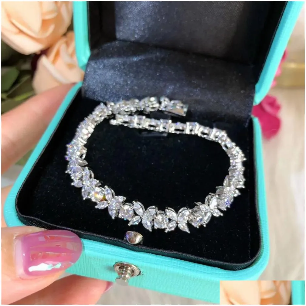 Charm Bracelets Ladies Girlfriends Designer For Women Fashion Elegant Bead Party Diamond Jewelry Valentines Day Gifts Drop Delivery Dh6Ba