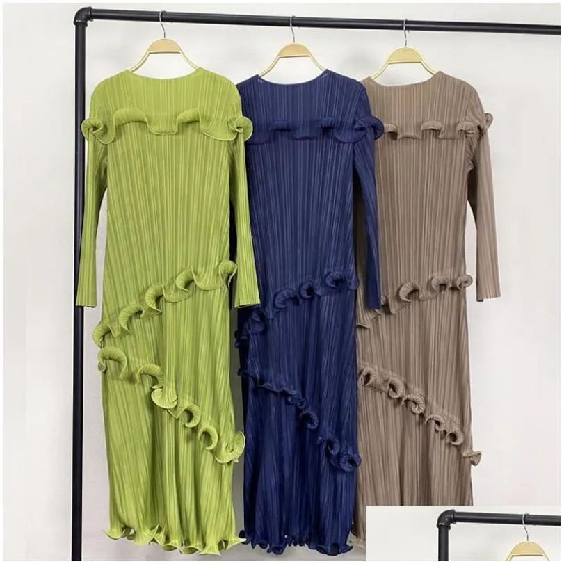 2023 Casual Dresses Pleated Spring Autumn Fashion Women Plus Size Dress Solid Color Long Sleeve Designer