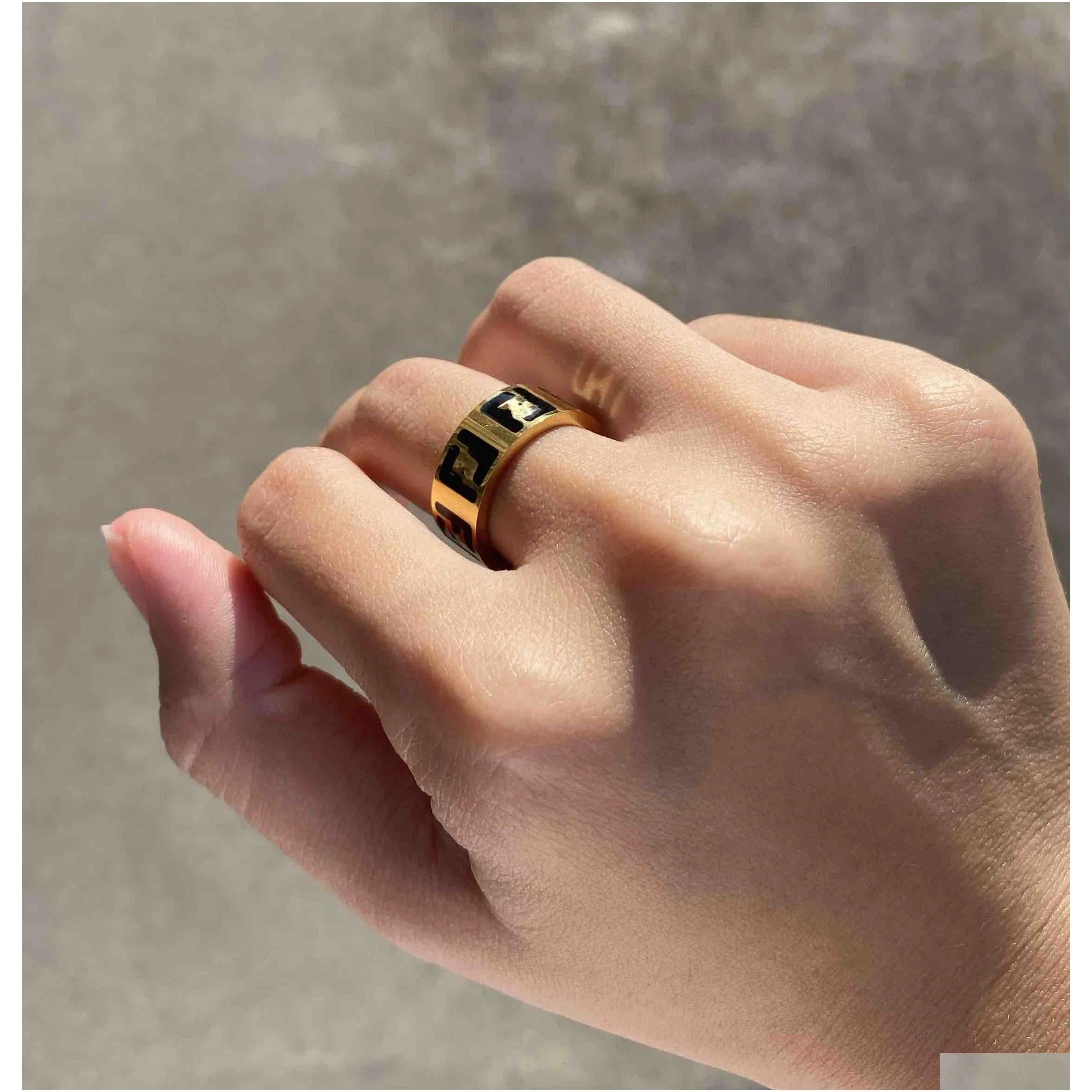 Band Rings Made In Italy Designer F Ring Extravagant Enamel Hollow Gold Sier Rose Stainless Steel Letter Black White Women Men Weddi Dhv3U