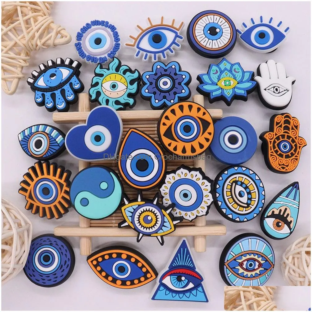 Shoe Parts & Accessories Wholesale 100Pcs Pvc Blue Eyes Hand Man Woman Cool Garden Buckle Decorations For Yin And Yang Charms Button C Dhfbt
