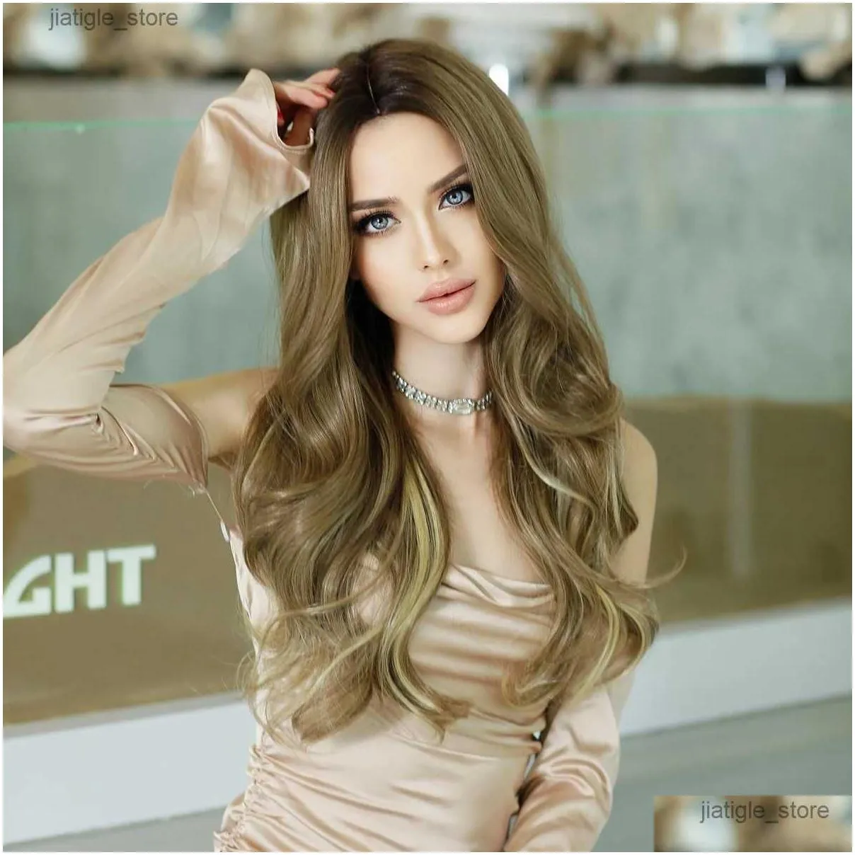 Synthetic Wigs NAMM Long Wavy Honey Brown Wig with Bangs Natural Synthetic Hair Wig for Women Daily Party Cosplay Lolita Wigs Heat Resistant