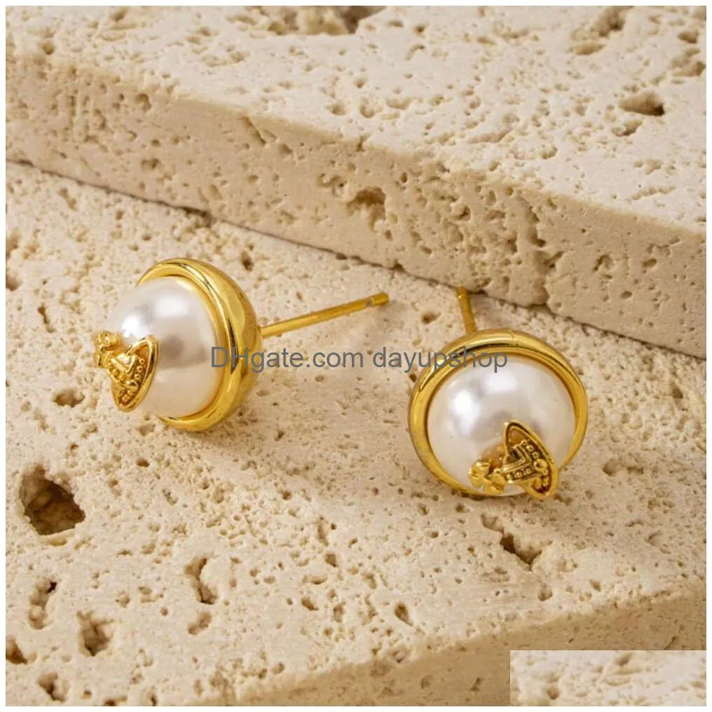 Stud Designer High Quality Western Empress Dowager Round Small Pearl Exquisite Light Fashion Versatile Earrings Live Broadcast Drop D Dh7Tu