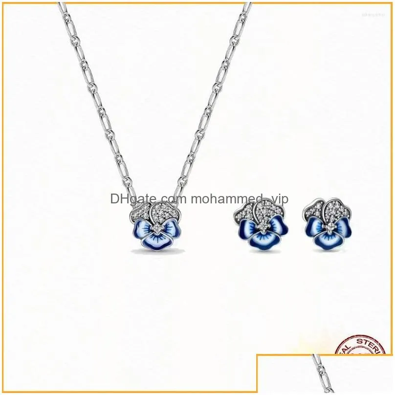 chains elevated heart necklace and earring set 925 sterling silver suitable for womens birthday gift jewelry