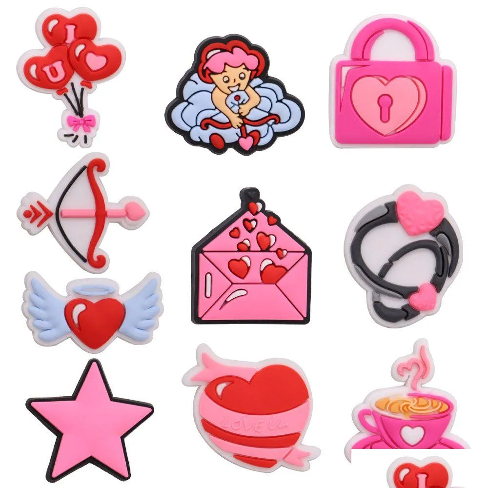 MOQ 20Pcs PVC Star Coffee Heart Letter Cupid Arrow Shoe Charms Sandals Shoes Decoration Hole Slipper Accessories Ornaments