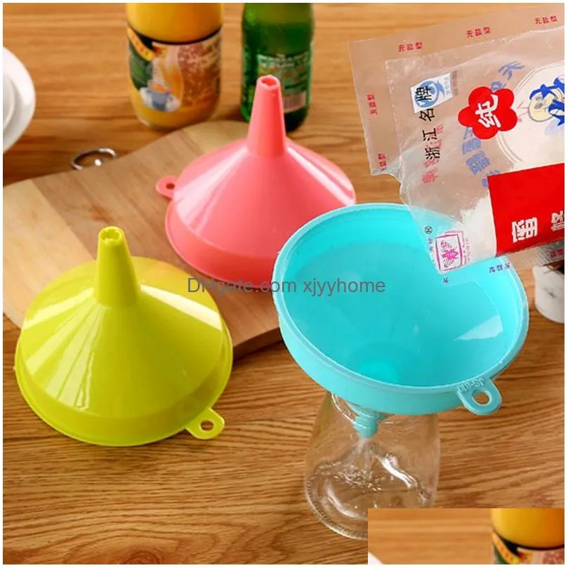 Other Kitchen Tools Large Plastic Filling Funnel Spout Pour Oil Tool Petrol Diesel Car Styling For Motorcycle Truck Vehicle Lx4131 Dro Dh8Fp