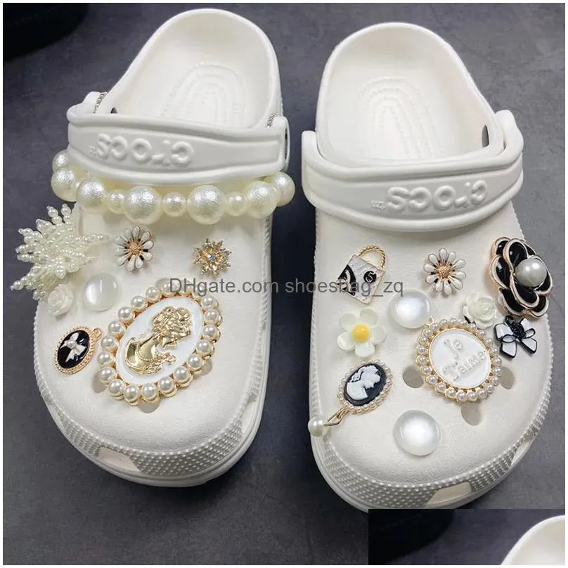 Shoe Parts Accessories Brand DIY Charms For Shoes Brooch Jewelry Girl Pearl Decaration Artificial Diamond Accessories Buckle Chains Shoelace